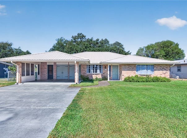 152 Zenna Drive, Mathis, TX 78368