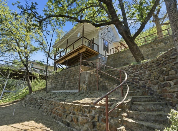 330 Chism Trail, Gordon, TX 76453