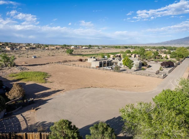 21 Paseo C De Baca Road, Corrales, NM 87048