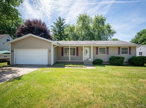 1518 Diane Drive, Flushing, MI 48433