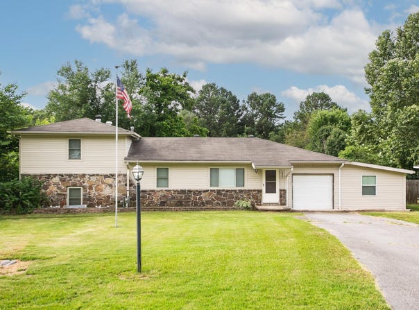 6821 Old Tom Box, Jacksonville, AR 72076