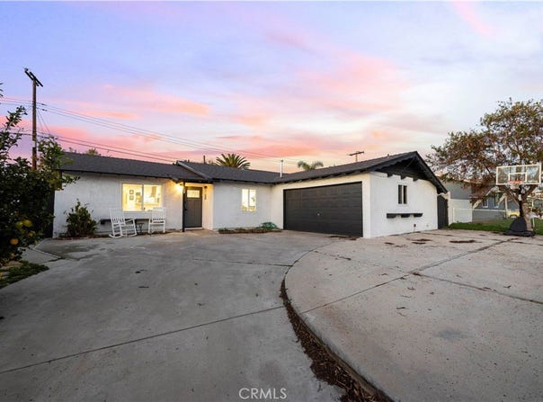 467 Susan Ave, Moorpark, CA 93021