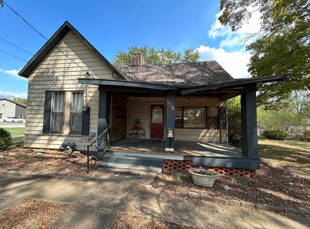 506 N 3rd Street, Ozark, AR 72949