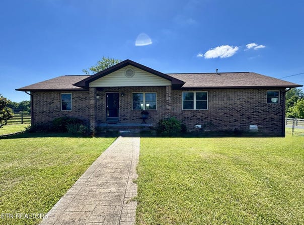 S York Highway 6986, Clarkrange, TN 38553