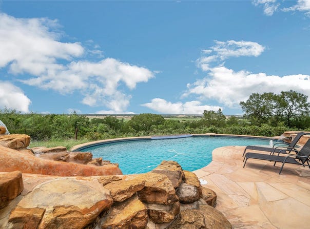 520 Double Eagle Ranch Dr, Cedar Creek, TX 78612