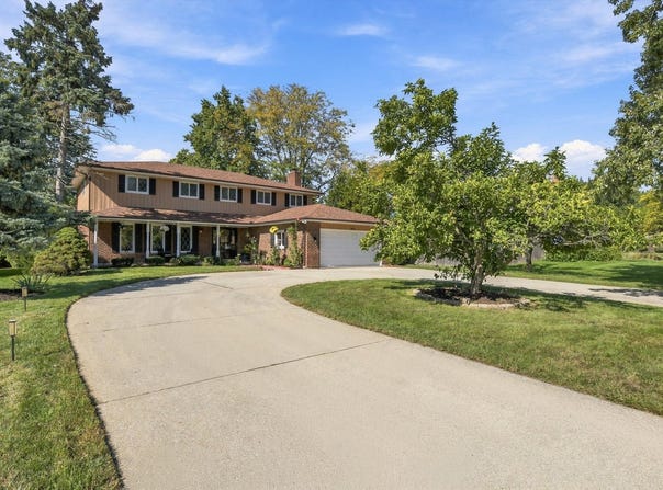 458 S Park Boulevard, Glen Ellyn, IL 60137