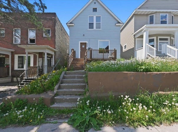 609 E 6th St, Duluth, MN 55805