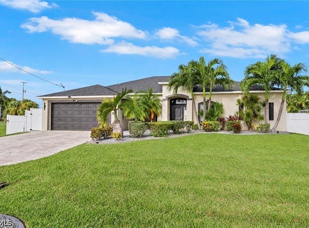 4626 SW 17th Place, Cape Coral, FL 33914
