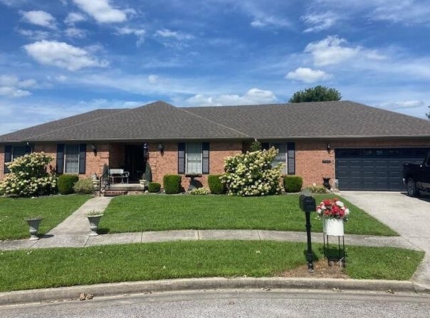 702 Boxwood Drive, Berea, KY 40403