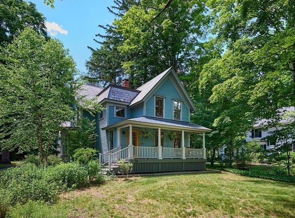 114 S Main St, Northampton, MA 01062
