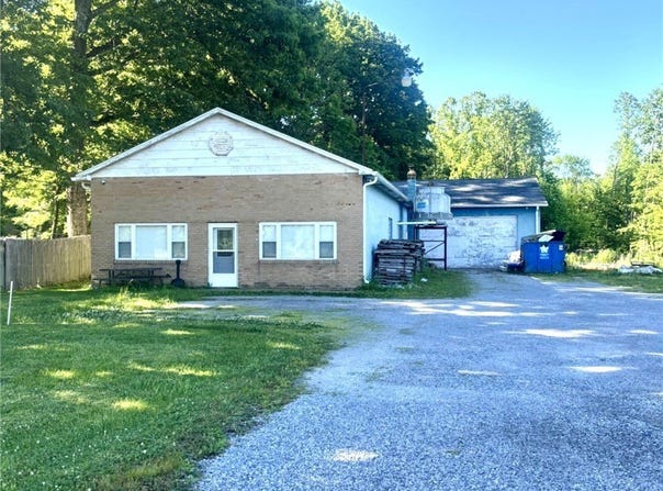 5551 E Calla Road, New Middletown, OH 44442