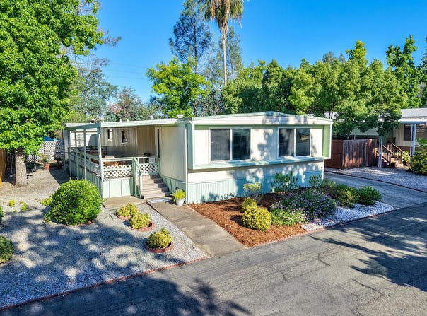 1221 E Cypress Avenue, Redding, CA 96002
