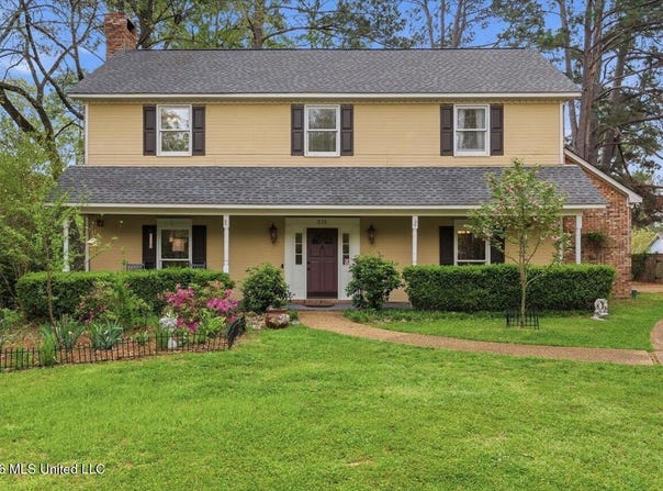215 Comstock Lane, Madison, MS 39110