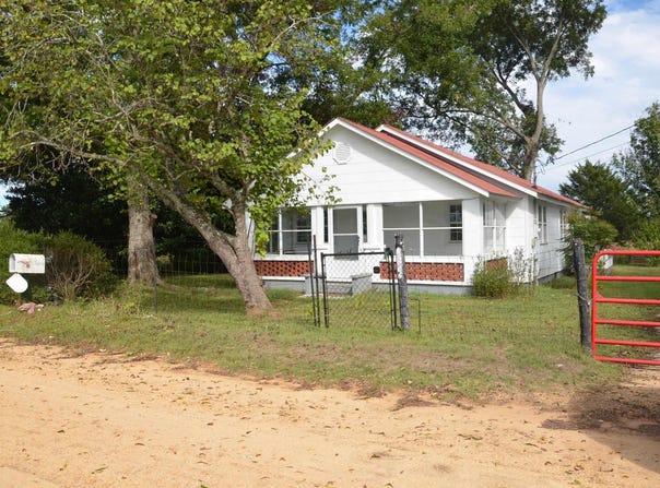 331 COUNTY ROAD 233, THORSBY, AL 35171