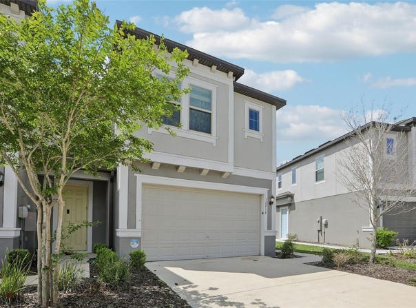 32010 BLUE PASSING Loop, WESLEY CHAPEL, FL 33545