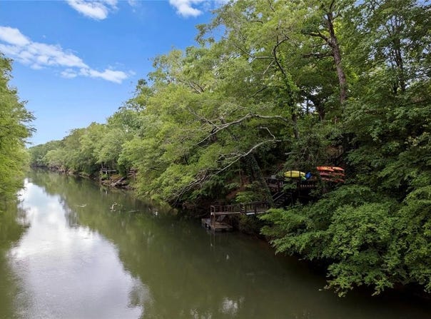 868 Red Fox Road, Broken Bow, OK 74728