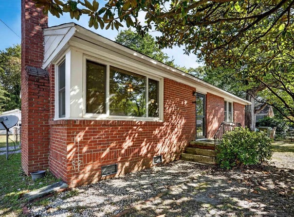 1732 Sunnyside Dr, Cayce, SC 29033