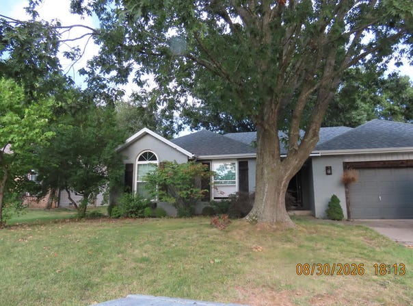 5670 S Jefferson Avenue, Springfield, MO 65810