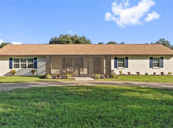 310 MOCCASIN HOLLOW Road, LITHIA, FL 33547