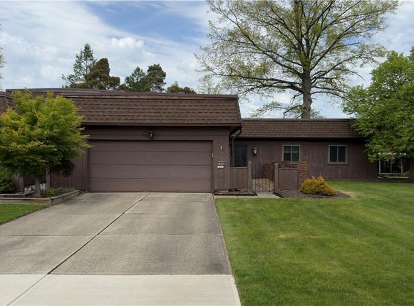 19224 Idlewood Trail, Strongsville, OH 44149
