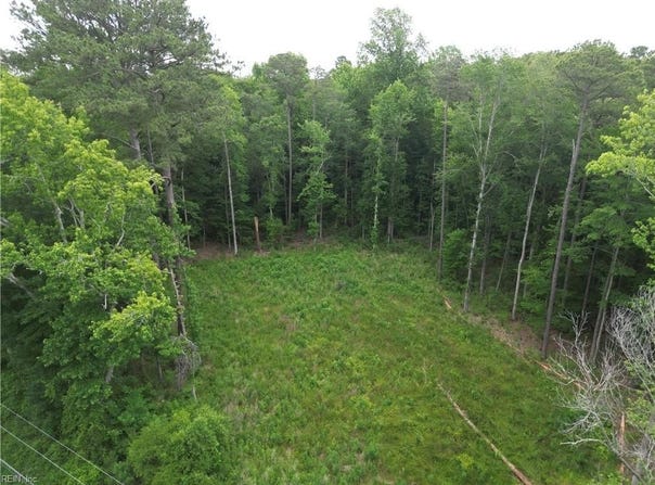 1813 Shillelagh Road, Chesapeake, VA 23323
