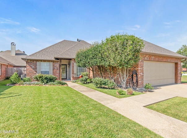 203 Commons Drive, Lafayette, LA 70508