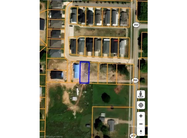 1723 Ebbing LOOP lot: 25, Barling, AR 72923