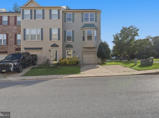 900 TURNING POINT CT, FREDERICK, MD 21701