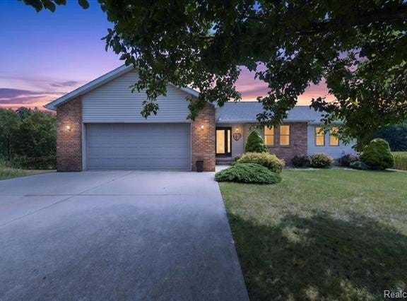 13144 Grant Circle, Vienna Twp, MI 48420