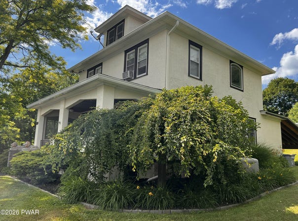 910 Maple Avenue, Honesdale, PA 18431