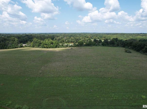 Southpoint Lane, West Frankfort, IL 62896