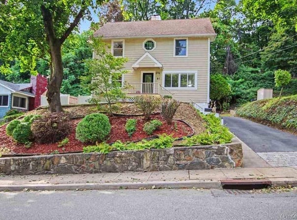 81 Snowden Avenue, Ossining, NY 10562