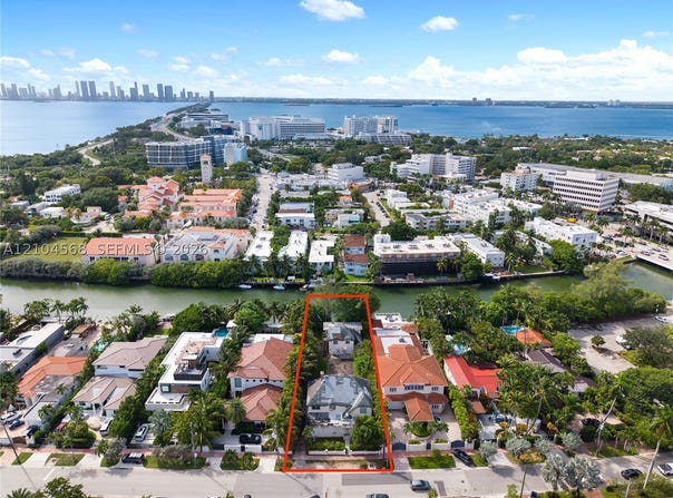 3746 Chase Ave, Miami Beach, FL 33140