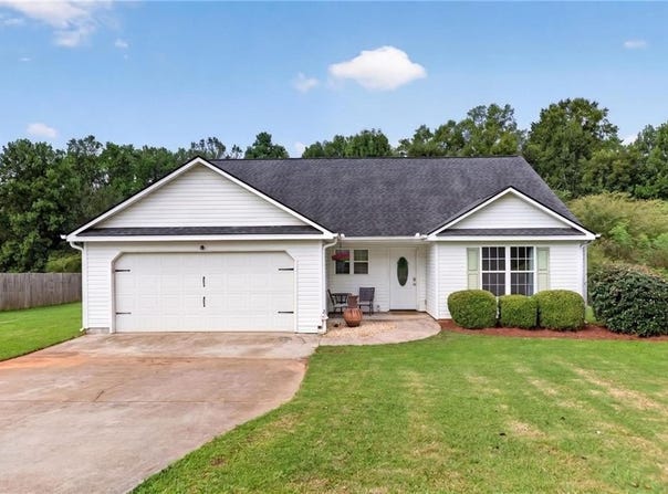 112 Governor Lane, Temple, GA 30179