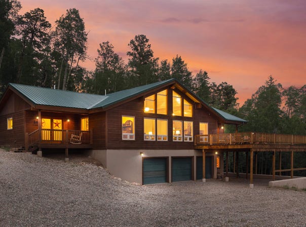 64 Bobcat Pass Rd N, Red River, NM 87558