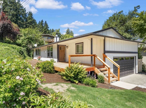 6100 BARCLAY St, WestLinn, OR 97068