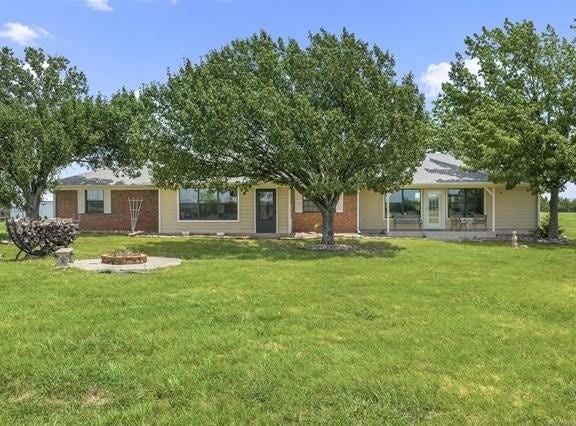 12851 Lidda Lane, Marietta, OK 73448