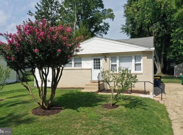 300 David Hall Road, Dover, DE 19904