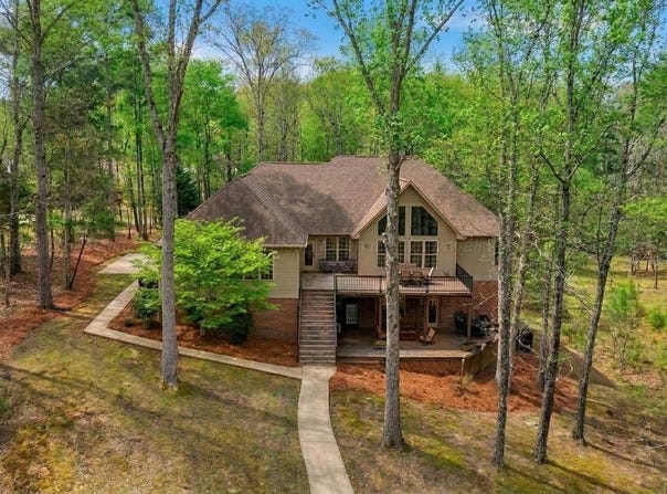 553 S POINTE Dr, Arley, AL 35541