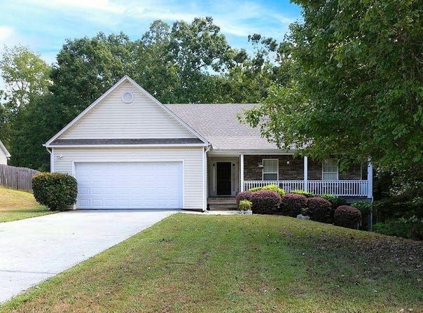 55 Dearing Woods Bend, Covington, GA 30014