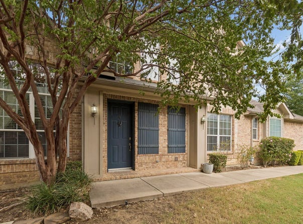 4145 Cobblestone Drive, Carrollton, TX 75007