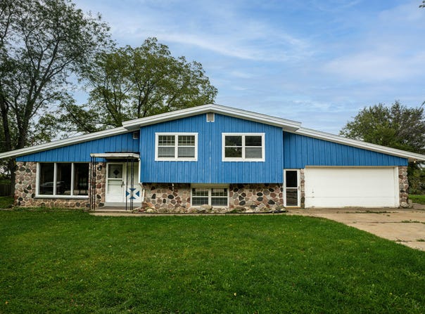4703 7 Mile Rd, Racine, WI 53402