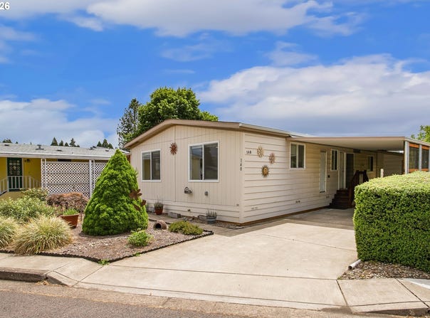 1199 N TERRY St, Eugene, OR 97402
