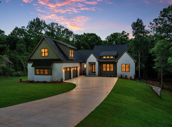 40 Laurel Ridge, Forsyth, GA 31029