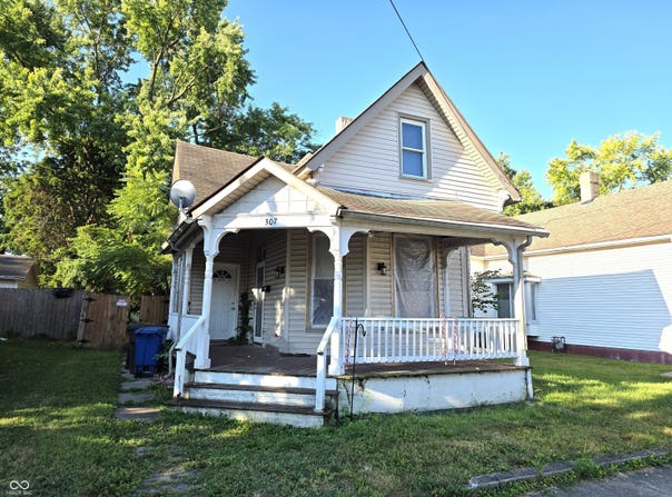 307 W Locust Street, Shelbyville, IN 46176