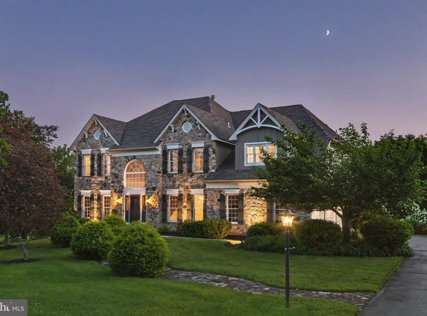 9 SUNRISE Drive, DOYLESTOWN, PA 18901
