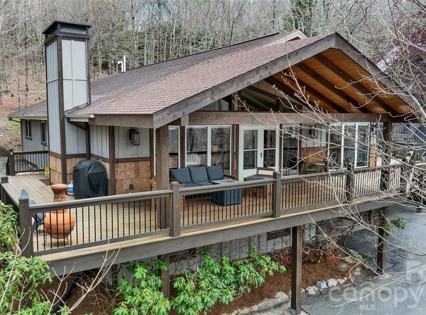 202 Tamarack Road, Beech Mountain, NC 28604