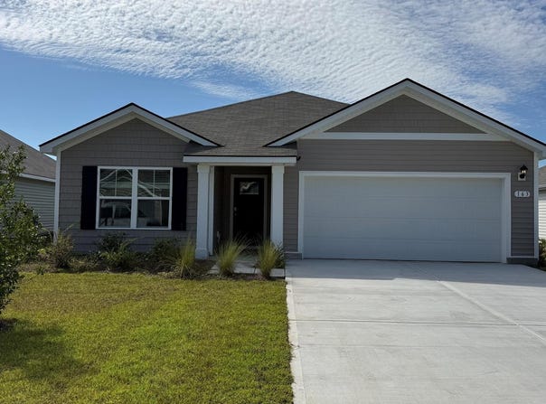 163 Ashworth Dr., Tabor City, NC 28463