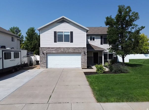 1872 S 575 E, Clearfield, UT 84015