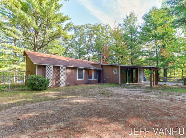 8854 W Hillcrest Boulevard, Baldwin, MI 49304